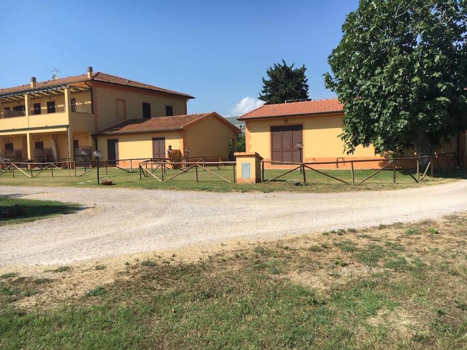 Deste - In Campagna 4 Posti Letto Con Giardino La Sdriscia Exterior photo